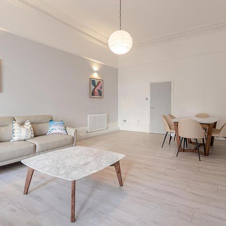 Kensington 2 Bed 2 Bath Apartment For 5 Guests London Bagian luar foto