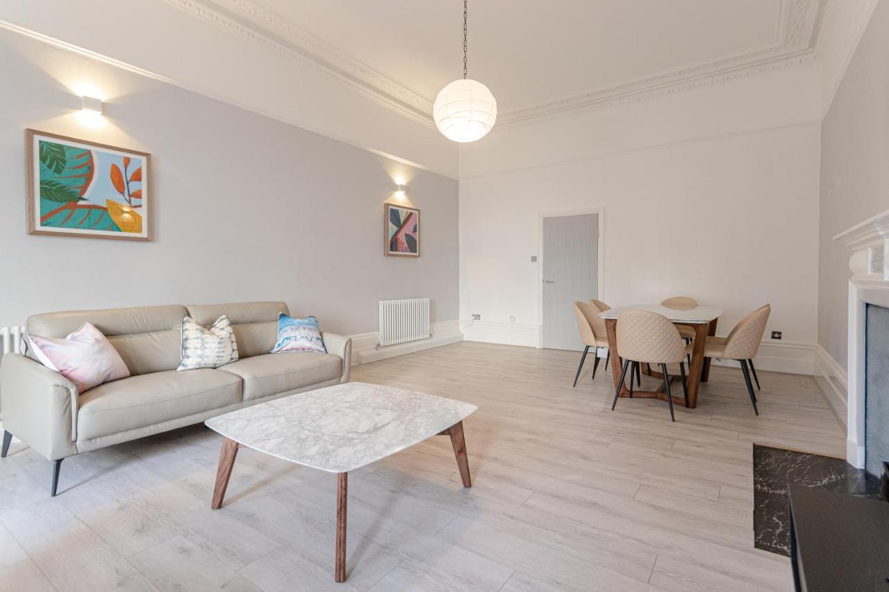 Kensington 2 Bed 2 Bath Apartment For 5 Guests London Bagian luar foto