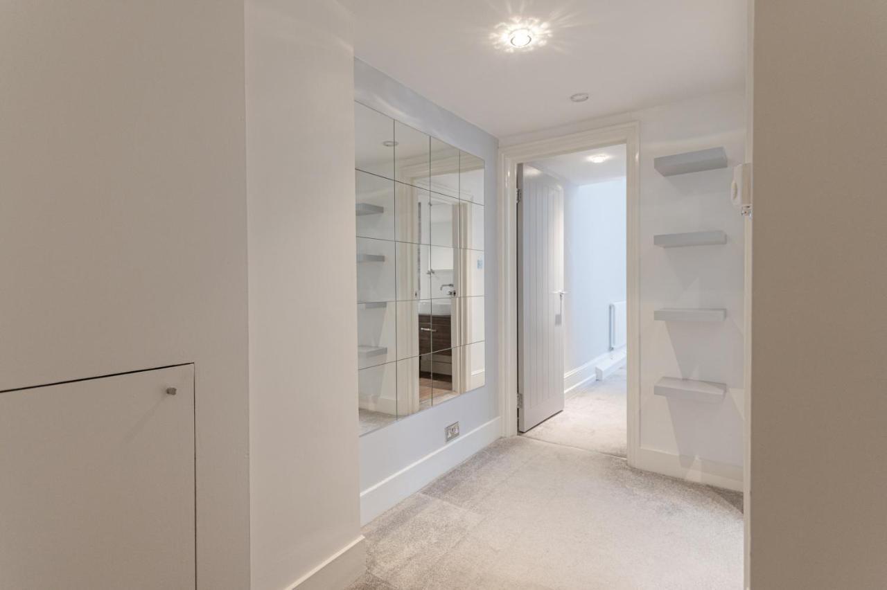 Kensington 2 Bed 2 Bath Apartment For 5 Guests London Bagian luar foto